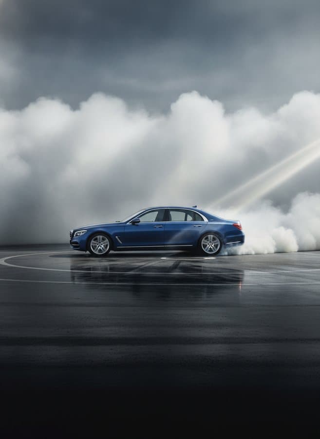 Skidpad Smoke — Full lock, tires alight